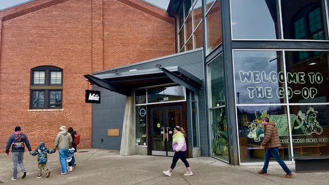 Foot Locker exec jumps to REI