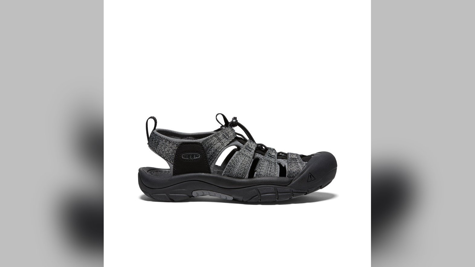 KEEN ニューポートH2。つま先まで覆う保護型(KEEN公式サイトより)